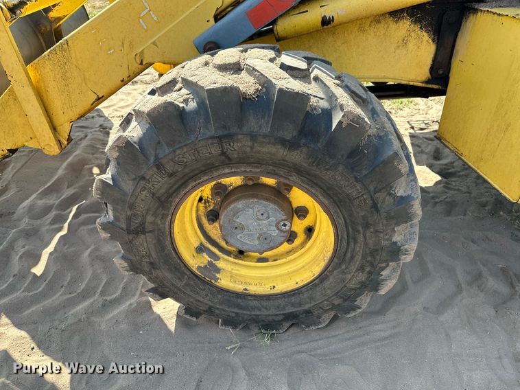 image for item NF9142 2001 New Holland LB90  backhoe