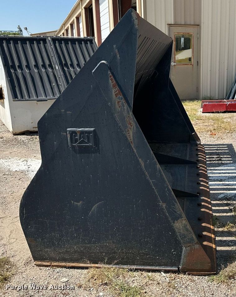 image for item NF9156 Caterpillar  wheel loader bucket