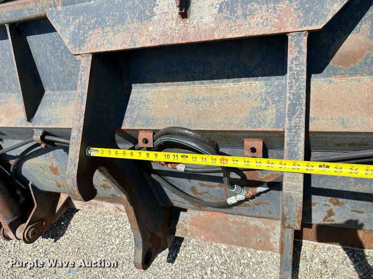 image for item NF9157 Balderson 3IT2Y0  four-in-one wheel loader bucket