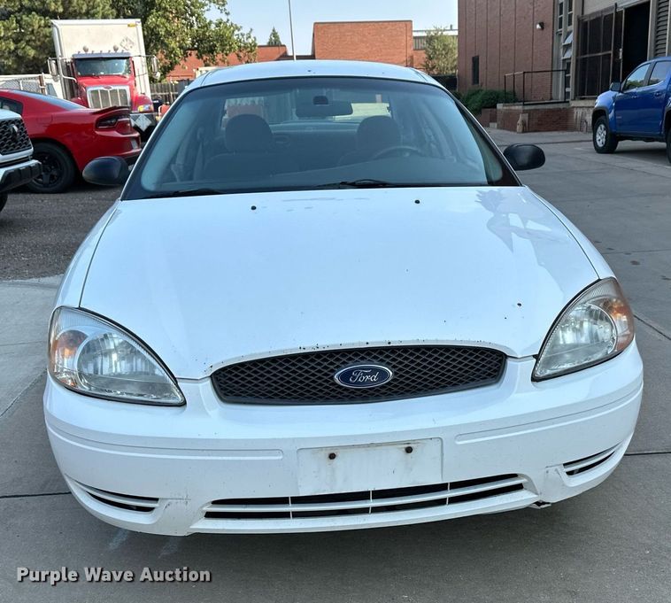 image for item NF9190 2006 Ford Taurus SE
