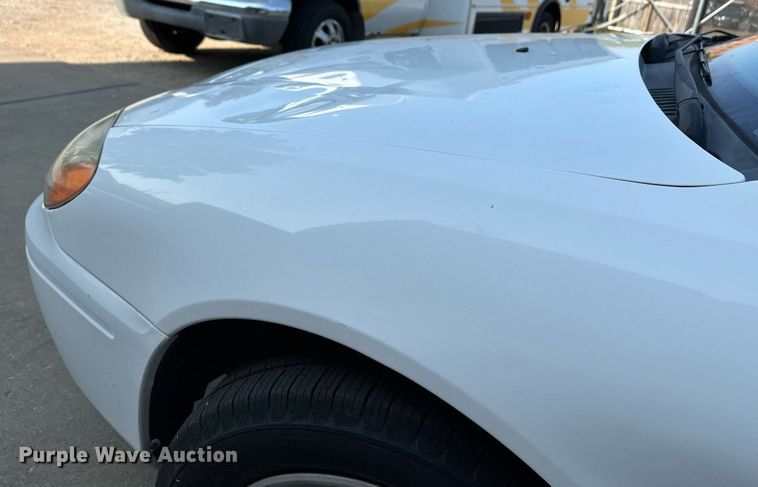 image for item NF9190 2006 Ford Taurus SE