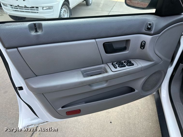 image for item NF9190 2006 Ford Taurus SE