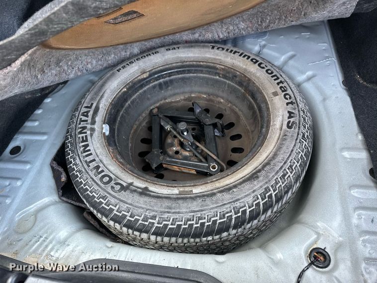 image for item NF9190 2006 Ford Taurus SE