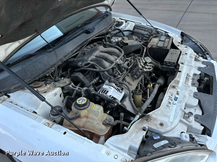 image for item NF9190 2006 Ford Taurus SE