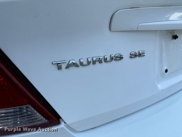 image for item NF9190 2006 Ford Taurus SE