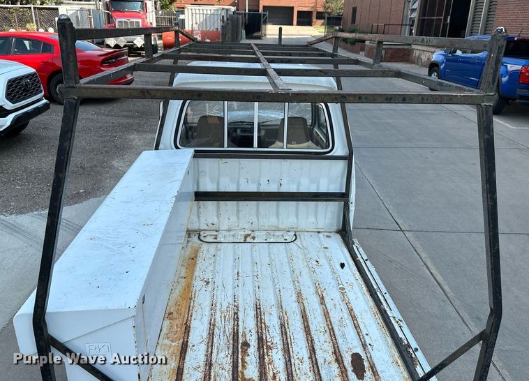 image for item NF9192 1993 Daihatsu Hijet S80LP-JTRK  mini truck