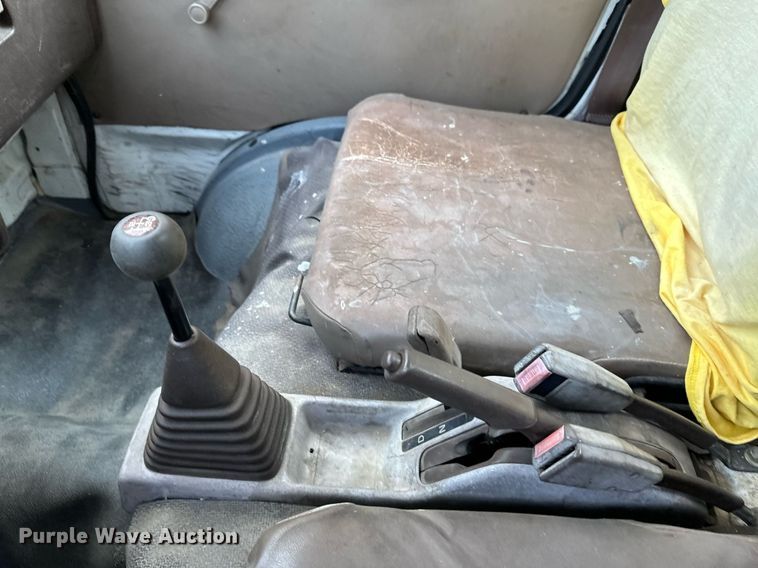 image for item NF9192 1993 Daihatsu Hijet S80LP-JTRK  mini truck