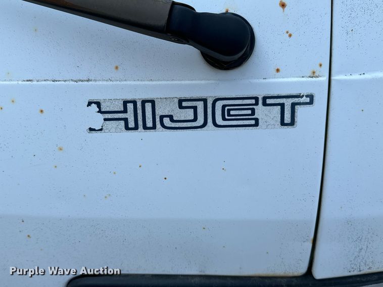 image for item NF9192 1993 Daihatsu Hijet S80LP-JTRK  mini truck