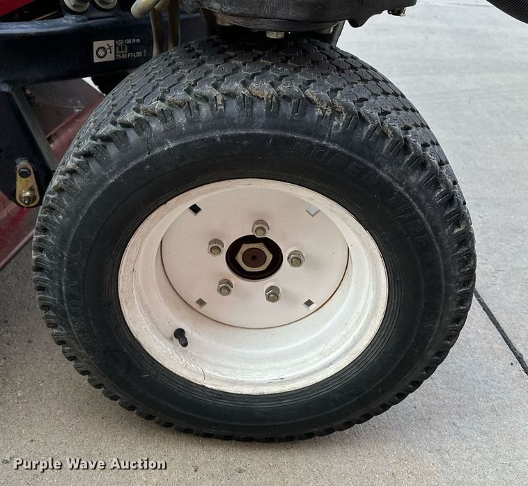 image for item NF9194 2017 Toro Ground Master 360 31200  lawn mower