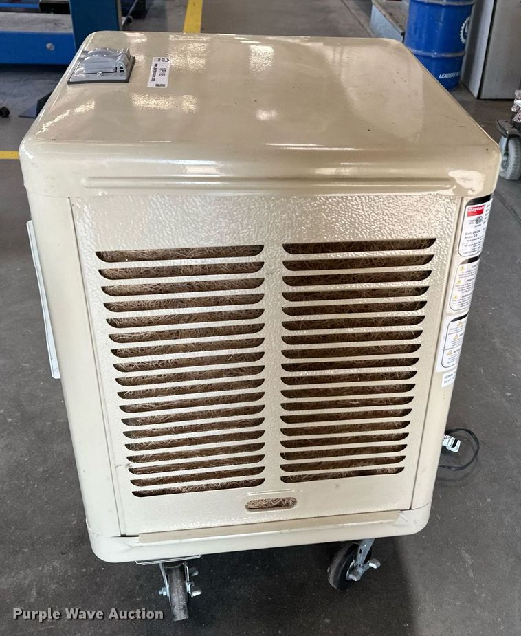 image for item NF9195 2019 Dayton 6RJZ4  evaporative cooler