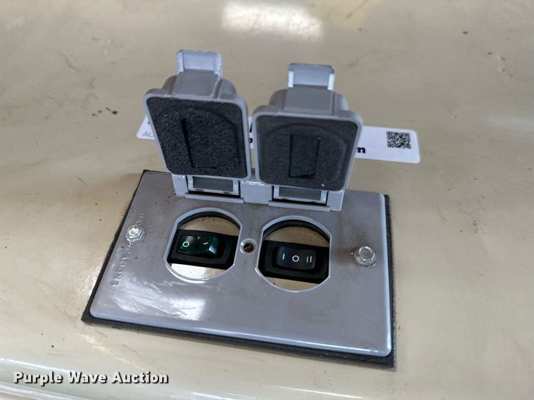 image for item NF9195 2019 Dayton 6RJZ4  evaporative cooler