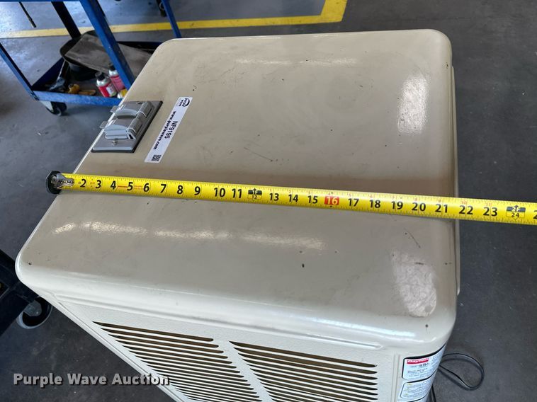 image for item NF9195 2019 Dayton 6RJZ4  evaporative cooler