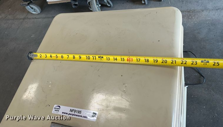 image for item NF9195 2019 Dayton 6RJZ4  evaporative cooler