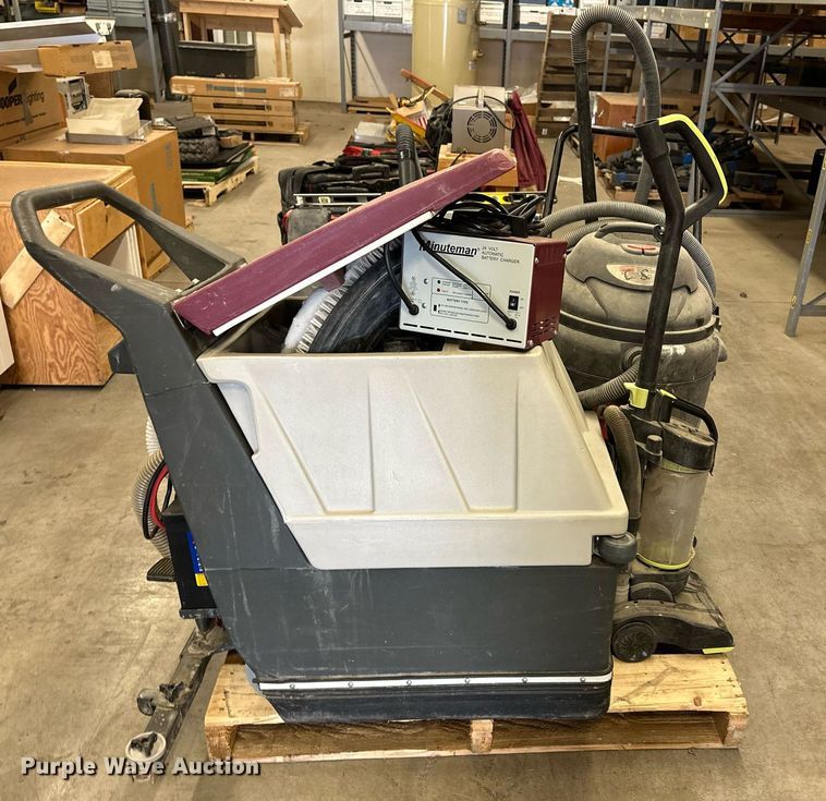 image for item NF9200 Floor cleaning equipment