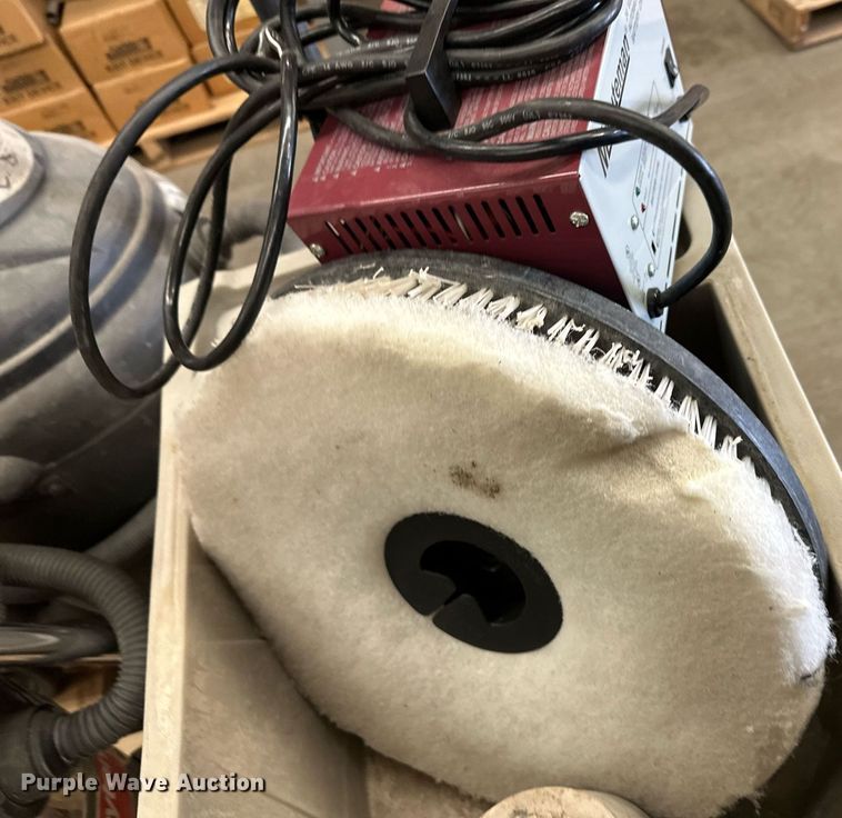 image for item NF9200 Floor cleaning equipment