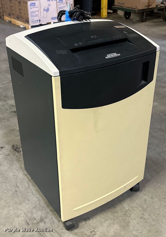 image for item NF9207 Fellowes Powershred C-420C paper shredder