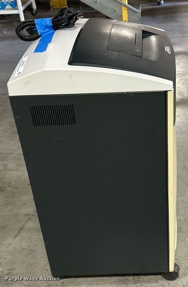 image for item NF9207 Fellowes Powershred C-420C paper shredder