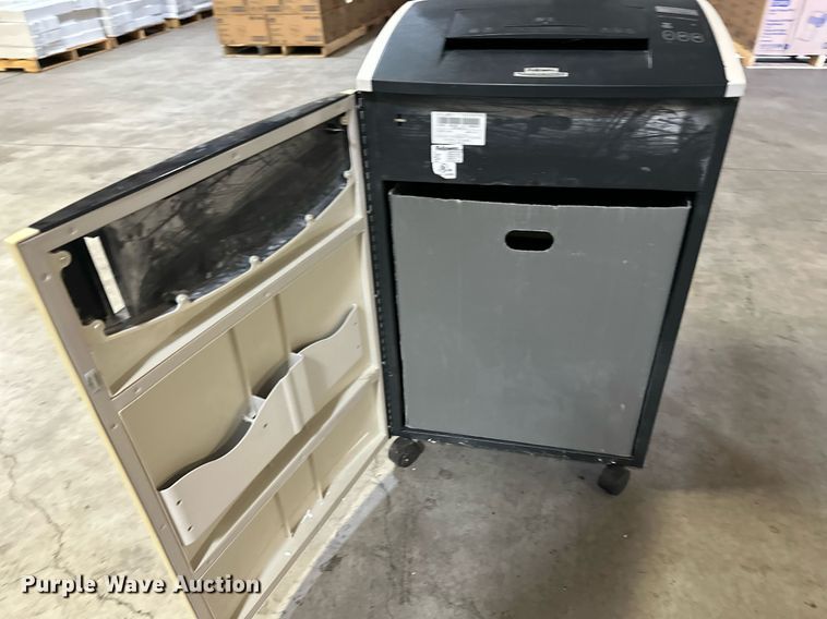 image for item NF9207 Fellowes Powershred C-420C paper shredder