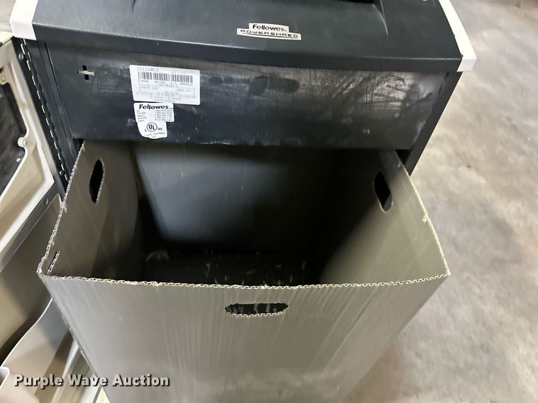 image for item NF9207 Fellowes Powershred C-420C paper shredder