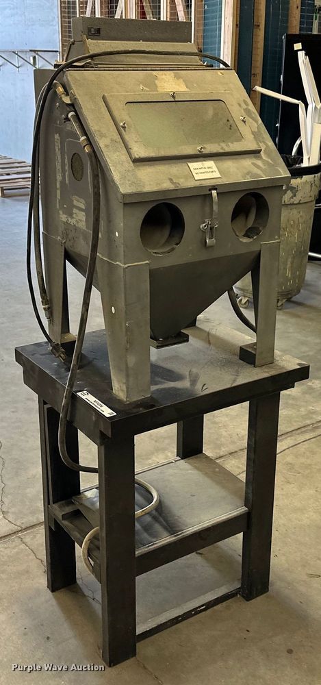 image for item NF9208 Econoline  sand blast cabinet