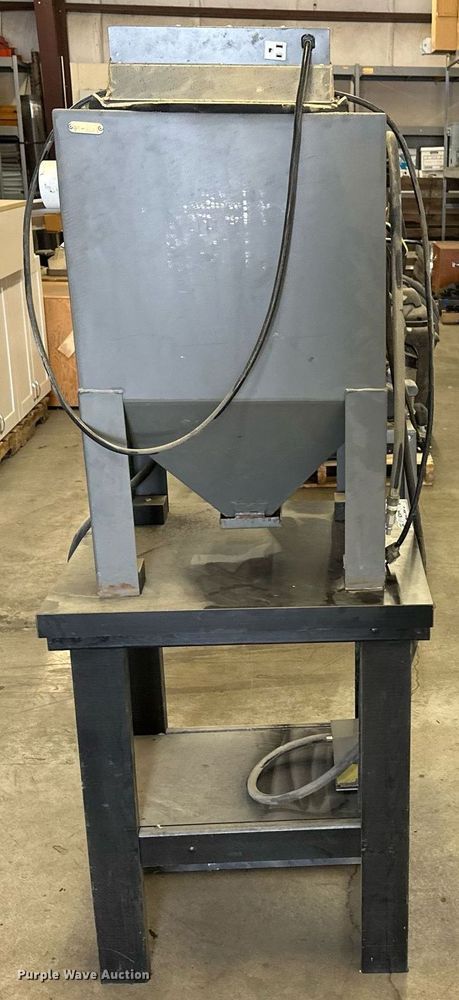 image for item NF9208 Econoline  sand blast cabinet