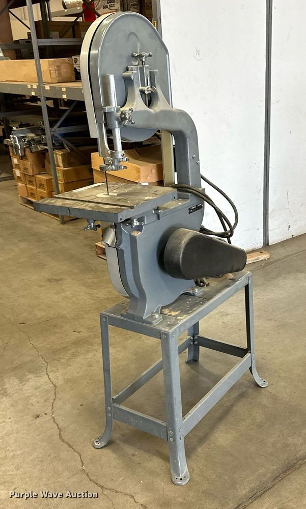 image for item NF9209 Delta 14  band saw