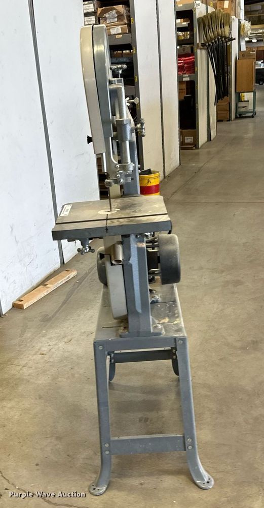 image for item NF9209 Delta 14  band saw
