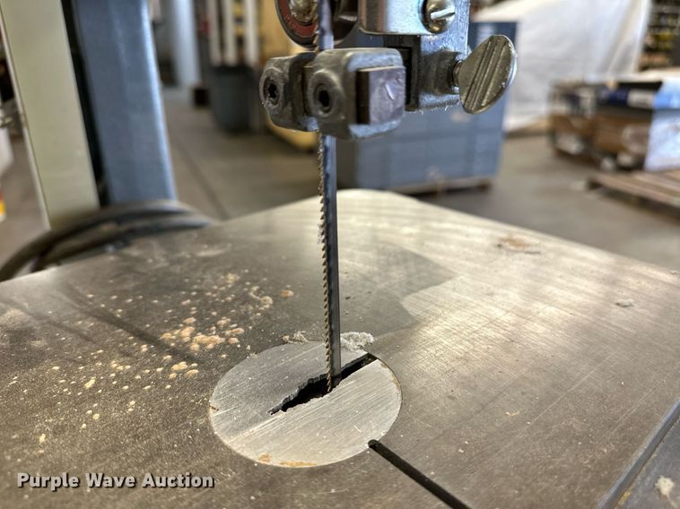 image for item NF9209 Delta 14  band saw