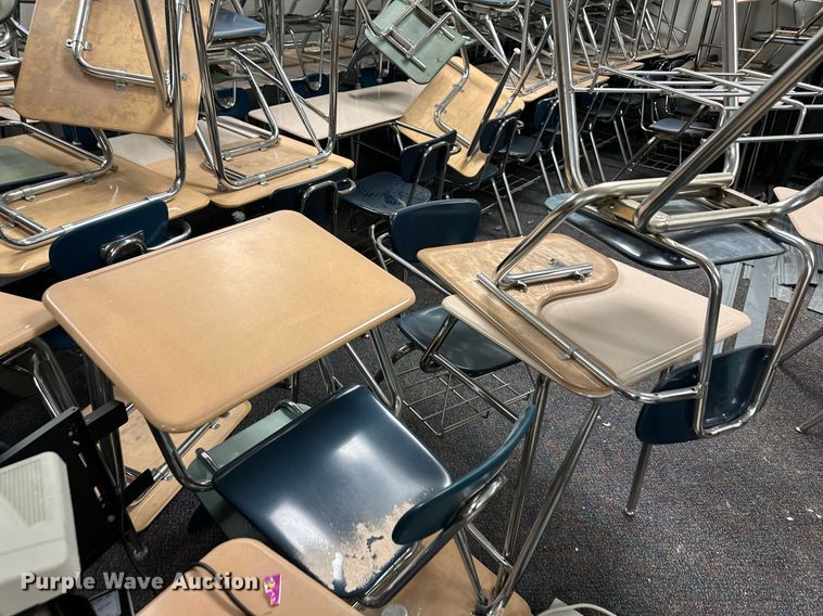 image for item NL9040 Desks