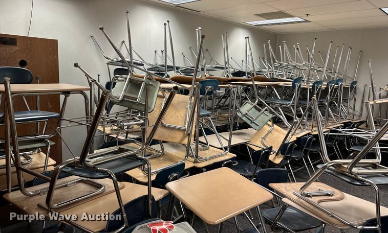 image for item NL9040 Desks