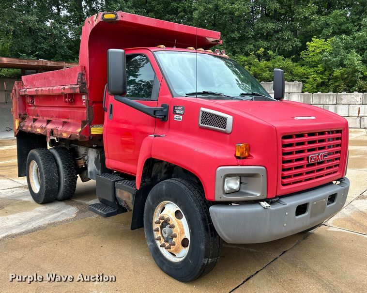 image for item NL9400 2009 GMC C7500  dump truck