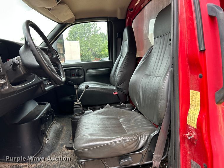 image for item NL9400 2009 GMC C7500  dump truck