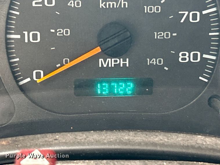 image for item NL9400 2009 GMC C7500  dump truck