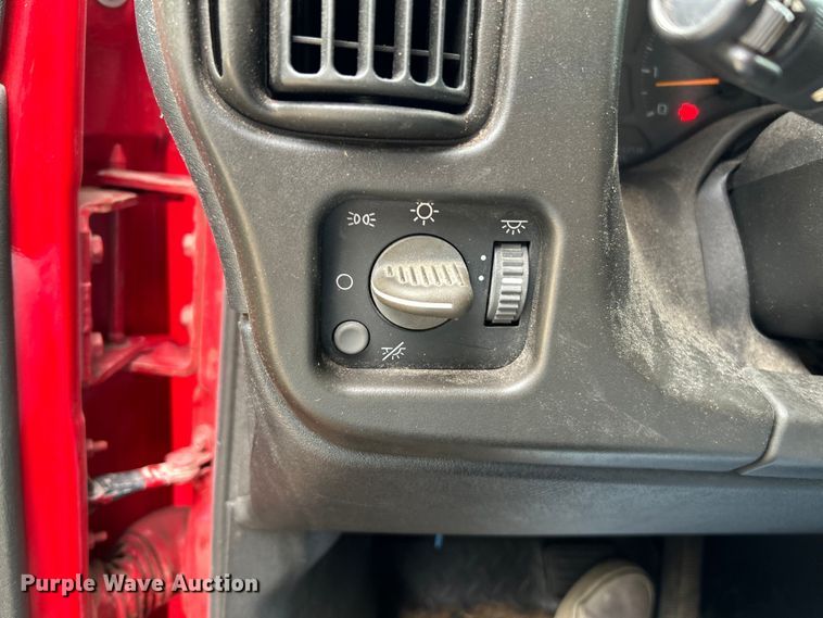 image for item NL9400 2009 GMC C7500  dump truck