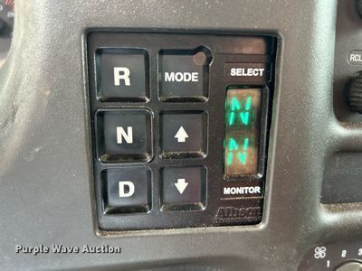 image for item NL9400 2009 GMC C7500  dump truck