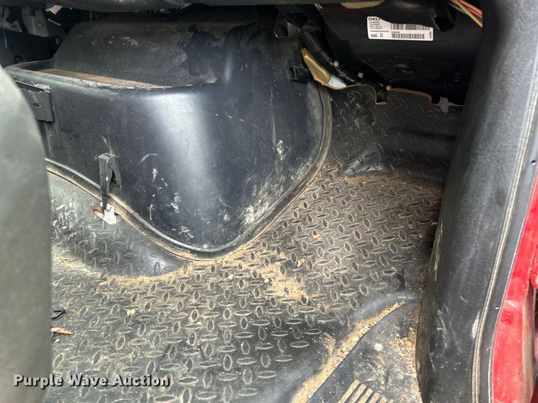 image for item NL9400 2009 GMC C7500  dump truck