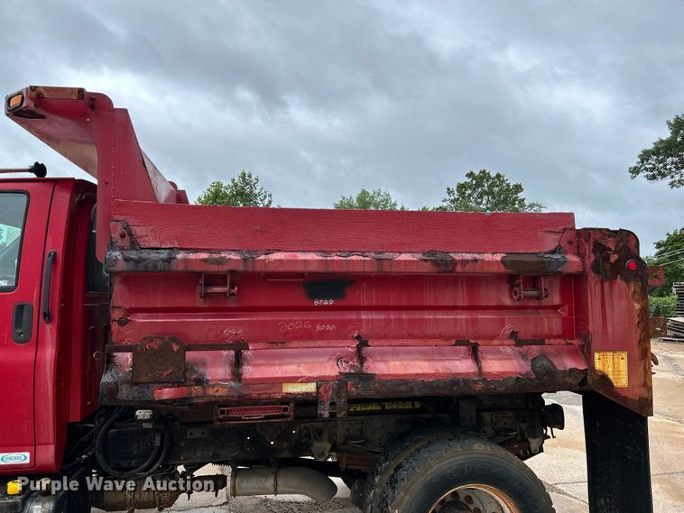 image for item NL9400 2009 GMC C7500  dump truck