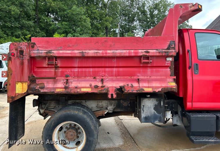 image for item NL9400 2009 GMC C7500  dump truck