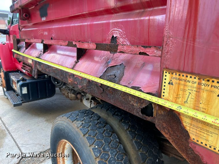 image for item NL9400 2009 GMC C7500  dump truck