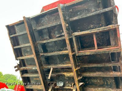 image for item NL9400 2009 GMC C7500  dump truck