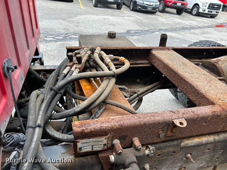 image for item NL9400 2009 GMC C7500  dump truck