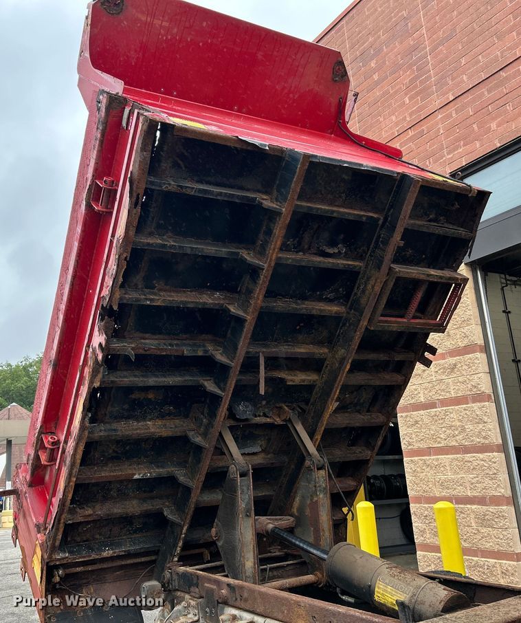 image for item NL9400 2009 GMC C7500  dump truck