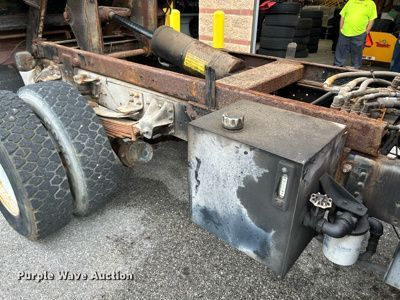 image for item NL9400 2009 GMC C7500  dump truck