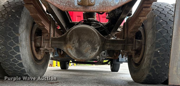 image for item NL9400 2009 GMC C7500  dump truck