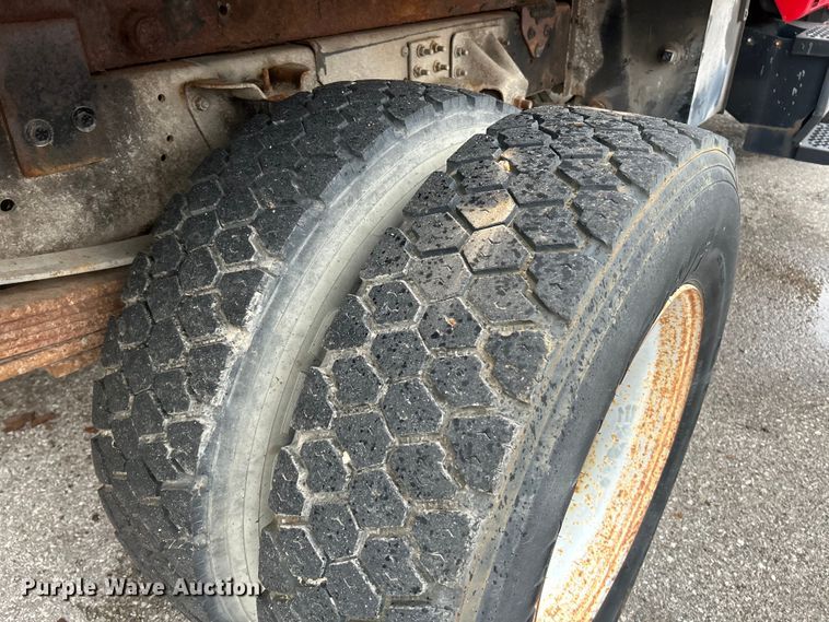 image for item NL9400 2009 GMC C7500  dump truck