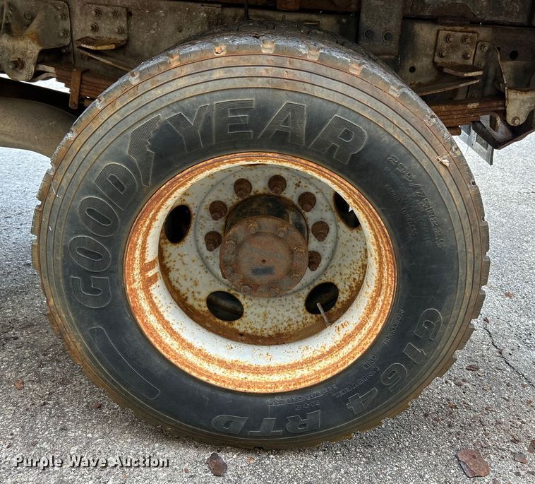 image for item NL9400 2009 GMC C7500  dump truck