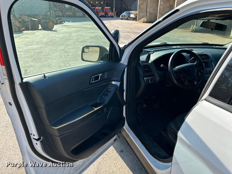 image for item NL9524 2019 Ford Explorer  SUV