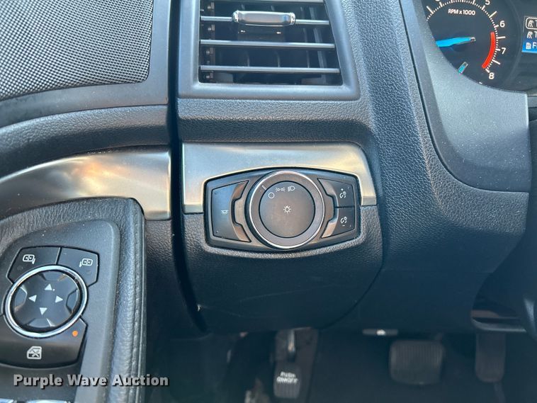 image for item NL9524 2019 Ford Explorer  SUV