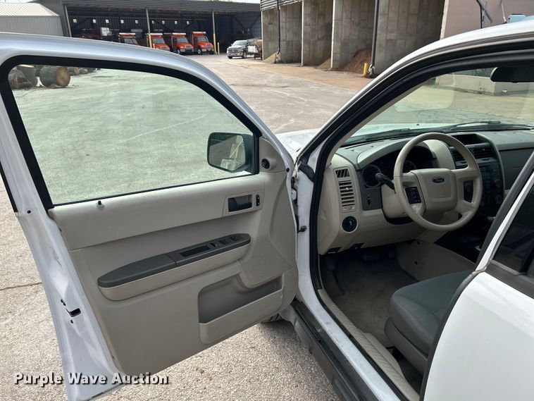 image for item NL9525 2008 Ford Escape  SUV