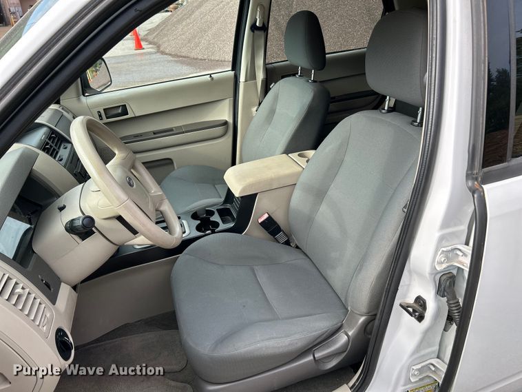 image for item NL9525 2008 Ford Escape  SUV